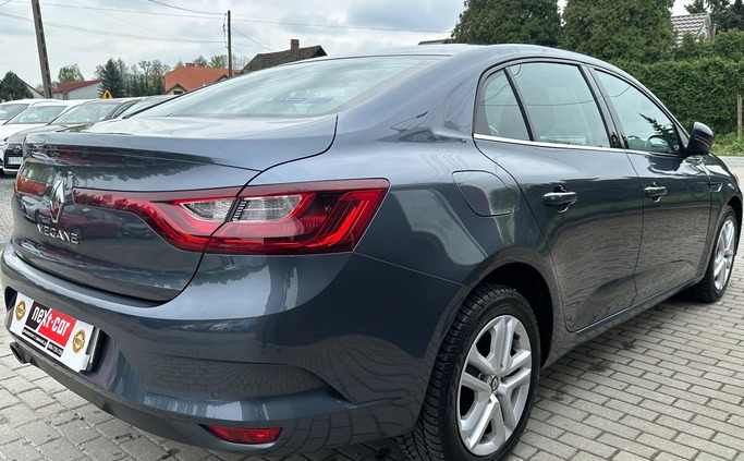 Renault Megane cena 53900 przebieg: 103850, rok produkcji 2020 z Garwolin małe 106